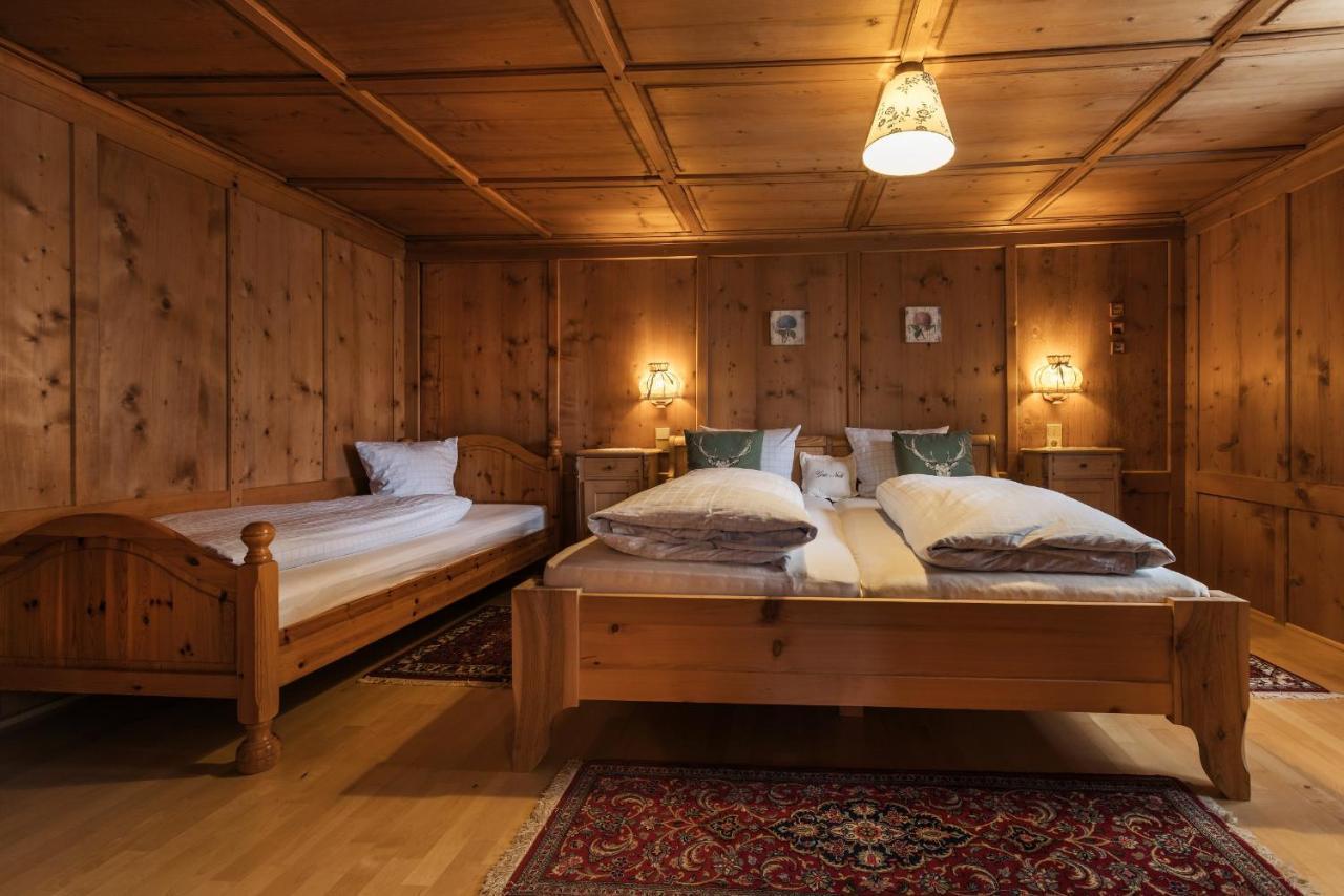 Gasthaus Kreuz Schruns Eksteriør billede