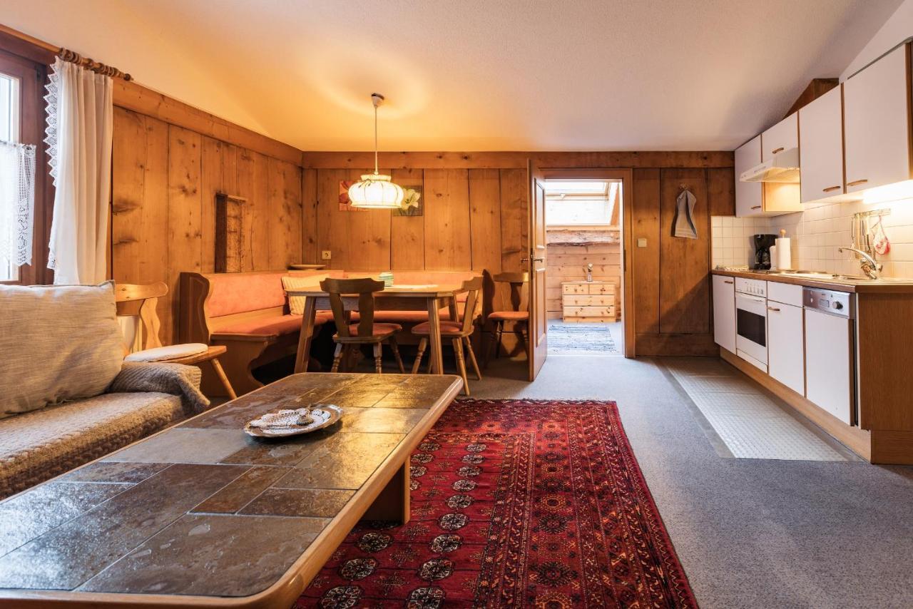 Gasthaus Kreuz Schruns Eksteriør billede
