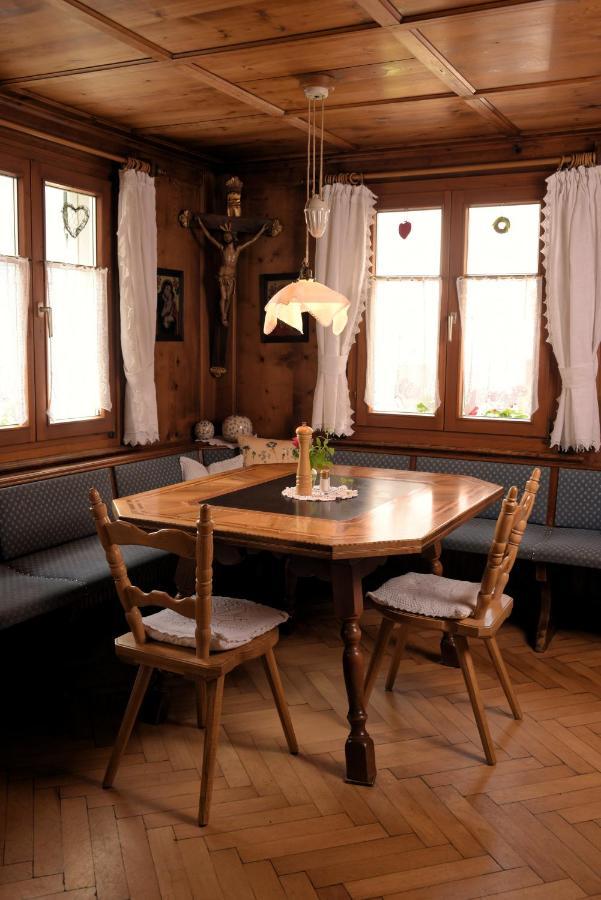 Gasthaus Kreuz Schruns Eksteriør billede